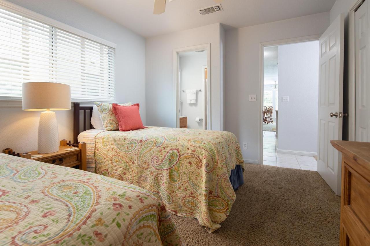 Urban Bungalow WW C301 New Braunfels Bagian luar foto
